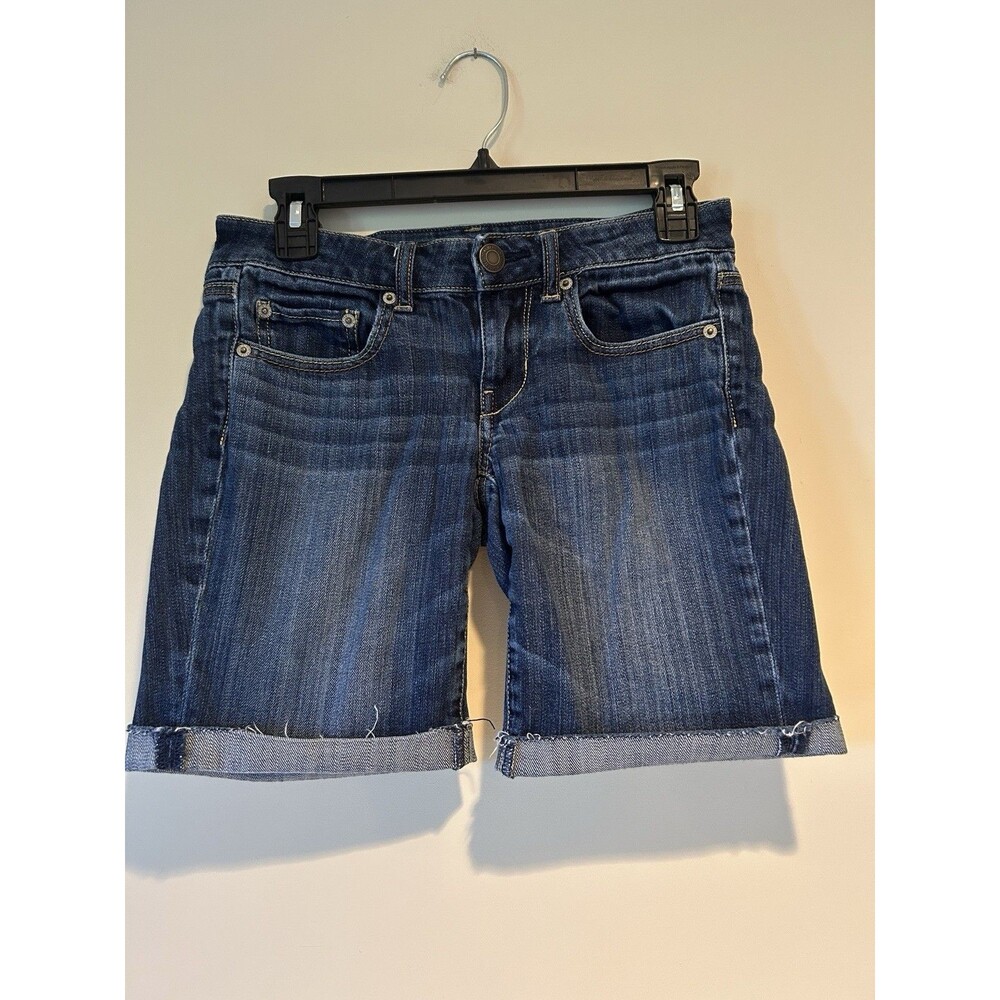 American Eagle Outfitter Shorts Wn Sz 2 Bermuda Cuffed Raw Hem Stretch Denim EUC